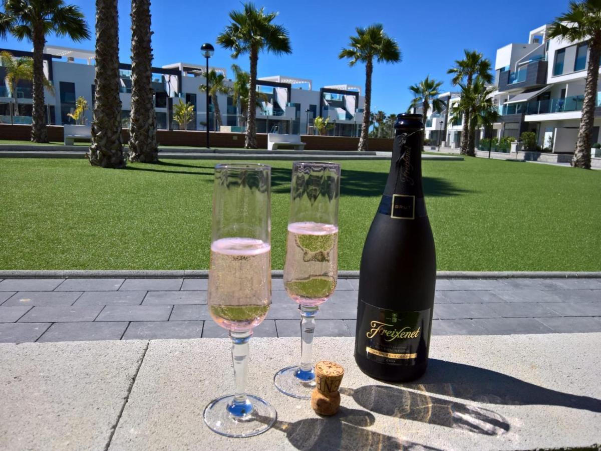 Oasis Beach X 106 كوارذامار ذيل سيغورا المظهر الخارجي الصورة